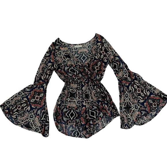 Abercrombie & Fitch Romper Shorts Long Bell Sleeves Abstract Print XS Black Blue - Picture 3 of 16